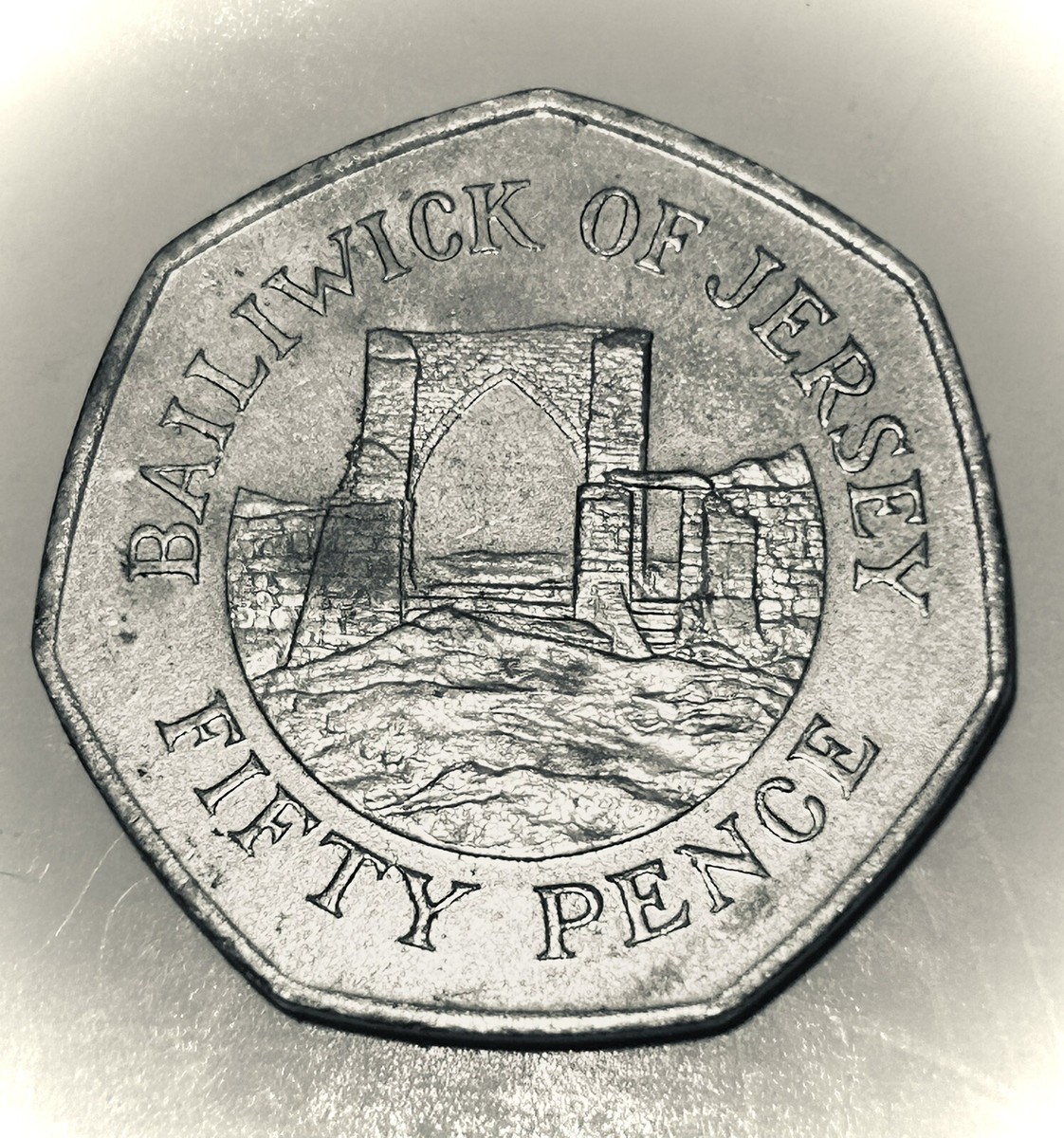 1997 Scarce Bailiwick Of Jersey 50p Fifty Pence Coin - Grosnez