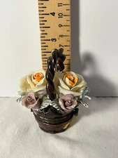 K’s collection ceramic floral arrangement basket trinket box 2 3/4”