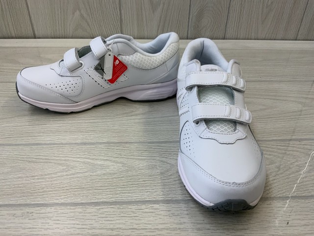 Size 9 - New Balance 411 Black 