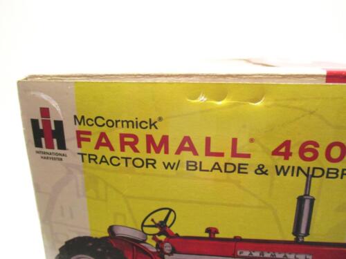 Ertl IH McCormick Farmall 460 Tractor Comfort Cover Blade Chains 1/16 BOX ISSUES - Picture 9 of 12