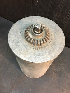 Vintage 11in United States Stainless Steel Ice Cream Churn and Paddles