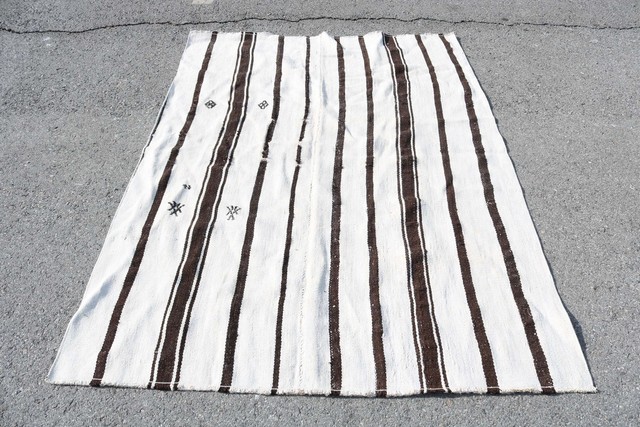 Home Decor Rug 4.9x7 ft Area Rugs Antique Rug Vintage Rugs Turkish Rug Home Decor Rug 4.9x7 ft Area Rugs Antique Rug Vintage Rugs Turkish Rug