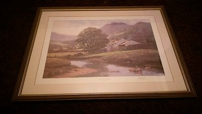 Gerahmter montierter PETER SYMONDS Beneath The Fells SIGNIERTER LIMITIERTER DRUCK 