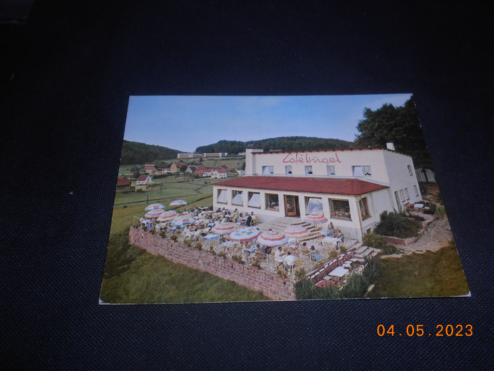 Bild 1 von 2