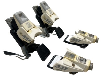 salomon 647 ski bindings Salomon 447 Composite Downhill Ski Bindings Multicontrol White Gray Vintage