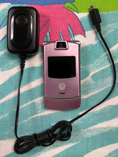 Motorola RAZR Flip Phone Pink Vintage  Charger - Needs battery