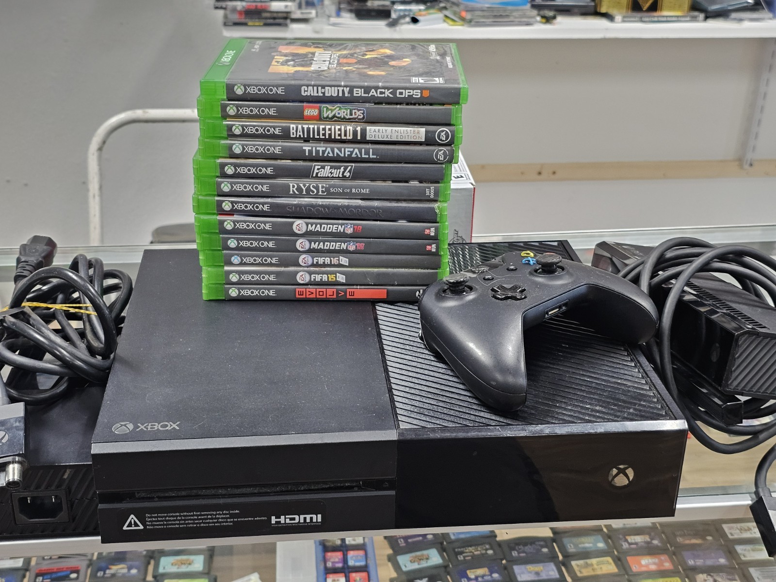 Microsoft Xbox One Model 1540 500GB Console Bundle With Games