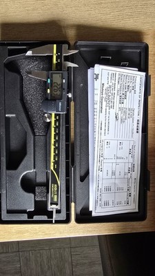MITUTOYO Digitaler Messschieber ABS Digimatic Messschieber CD-15AX Messbereich: 0~150
