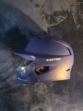 Casco de bateo de béisbol Easton azul real mate con un protector de mandíbula adjunto