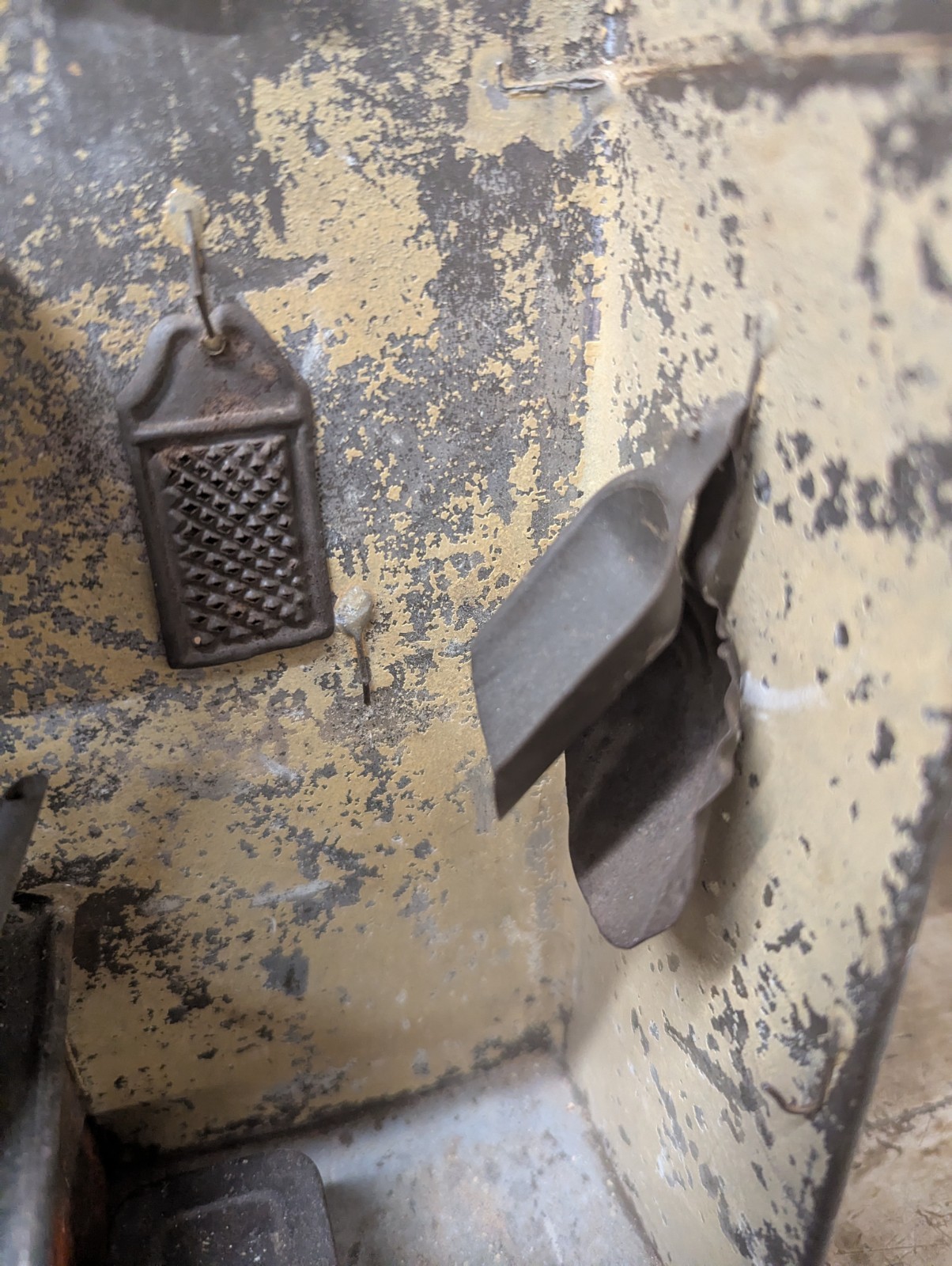 1800's Tin Kitchen German Original With 20 Kitchen Accessories 