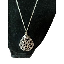 Women's Silver-Tone Teardrop Necklace And Earring Set Nickel Free NWT