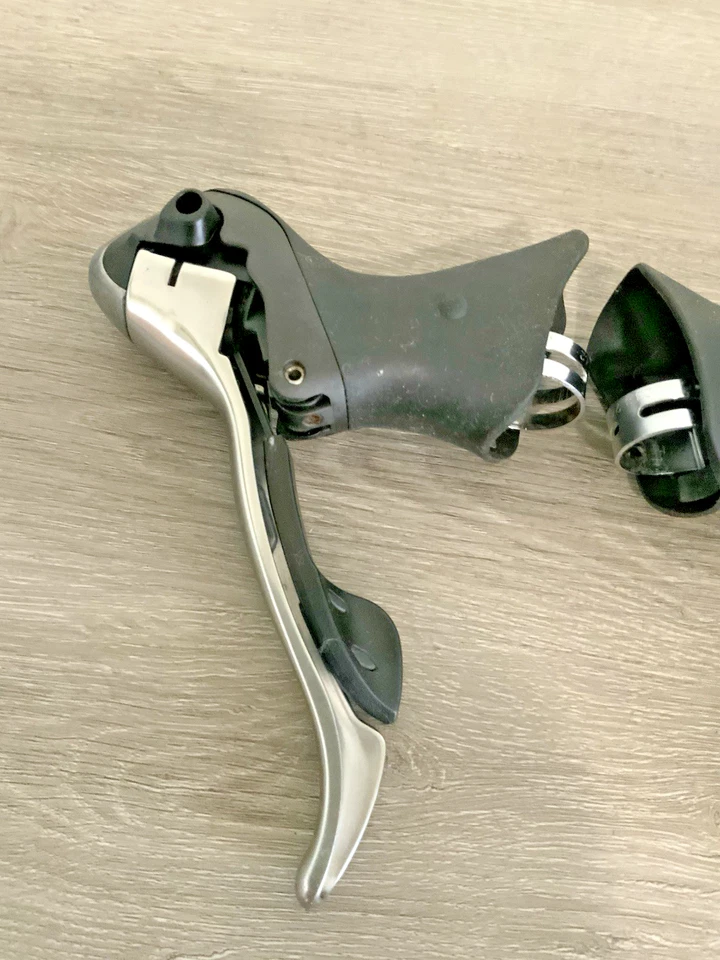 SHIMANO DURA ACE BRAKE / SHIFTER SET 2 X 10 SPEED MODEL 7801 - Image 4 of 4