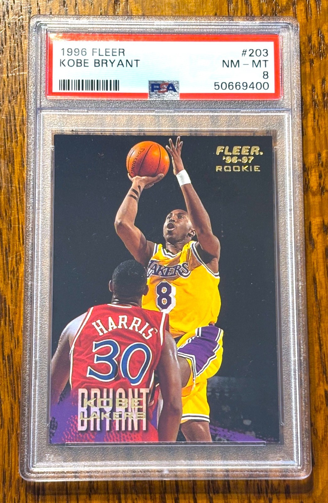 PSA 8 ~ KOBE BRYANT ~ 1996 Fleer ~ Rookie Card RC ~ #203