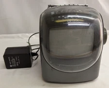 Vintage GPX TVP2 Black & White 5" Portable TV With AM FM Radio    LW