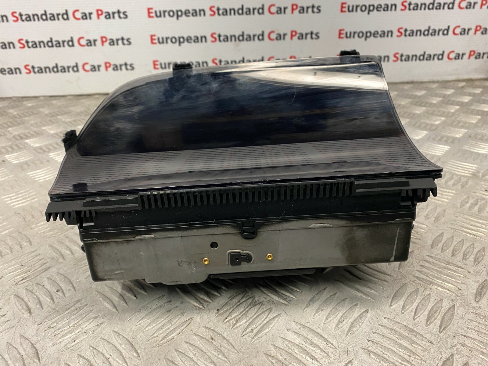 2009MercedesBenzSKlasseW211MultimediaDisplayBildschirmOEM1036904816