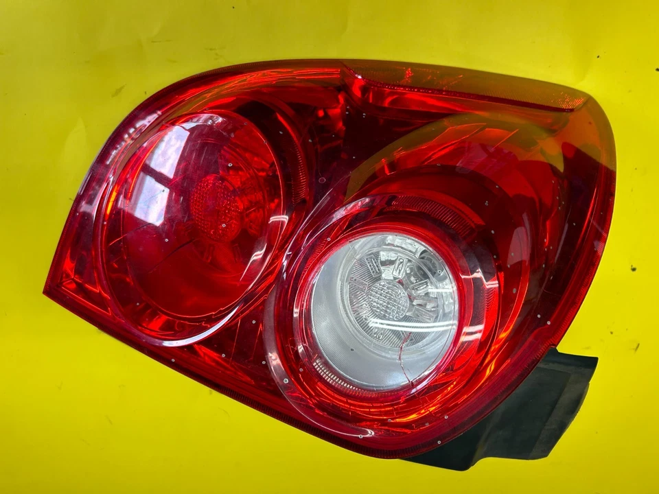 CHEVROLET EQUINOX 2010-2015 CONJUNTO DE LUZ TRASERA IZQUIERDA LADO CONDUCTOR OEM Foto 2 de 4