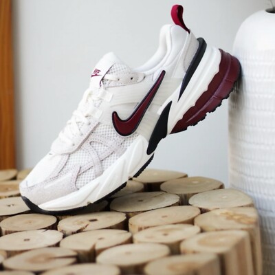 Nike V2K Run White Womens New Shoes Gym Trainers