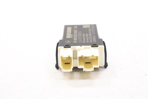 2019-2022 MERCEDES A220 V177 FRONT LEFT SEAT HEATER CONTROL UNIT OEM A1679008812 - Picture 2 of 11