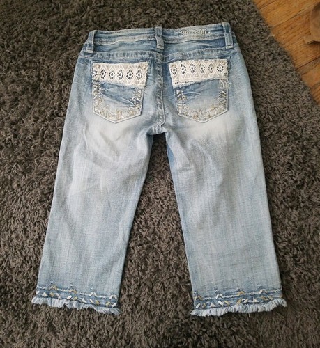 Girls SZ 16 Miss Me Crochet Frayed Capri's~Nice~ - Picture 7 of 12