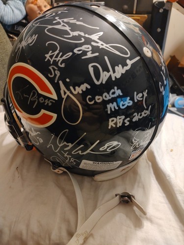 Chicago Bears Team Signed Full Size Riddell Helmet - Picture 2 of 24