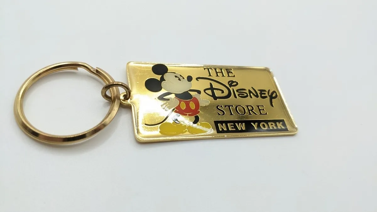 Vintage The Disney Store New York Golden Mickey Mouse Keychain
