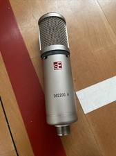 Se Electronics Se2200a Large Diaphragm Cardioid Condenser Microphone With Case