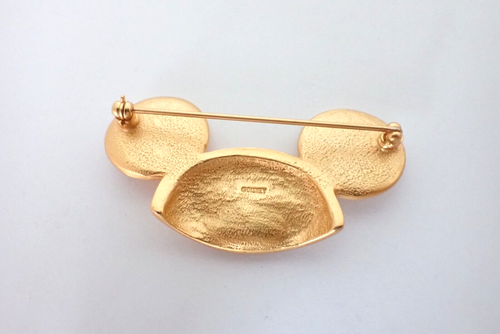 Vintage Mickey Mouse Club Hat Ears Gold Tone Disney Brooch - Picture 3 of 3
