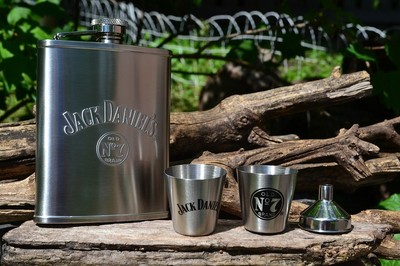 Jack Daniels 6 oz Hip Flask - Shot Glass - Funnel - Set - Embossed - Old No. 7