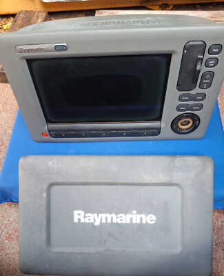 Raymarine C90W 9  Multifunction Widescreen GPS Navigation Display Sold for Parts