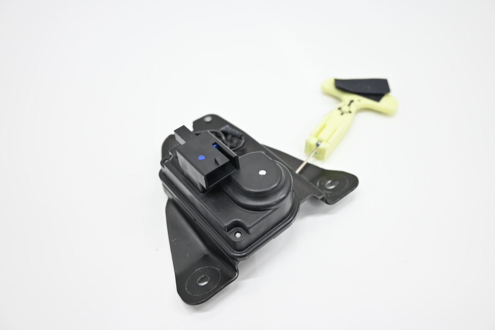 ⭐ 14-17 Maserati Ghibli Quatt Rear Trunk Lid Boot Lock Latch Actuator Oem