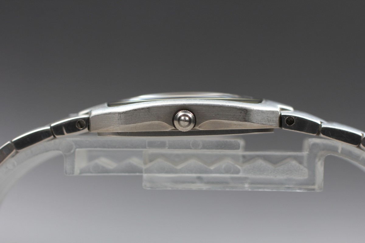Vintage 1984 Seiko Dolce 7730-5010 Titanium Cusion Quartz