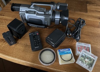 Sony Digital Handycam DCR-VX1000E 20x