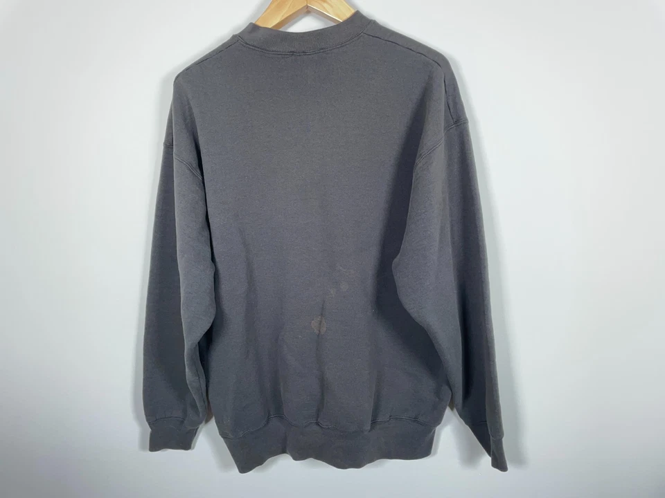 90s Cross Stitch Wolf Sweatshirt Adult 2XL Black Crewneck Embroidered 50/50 - Image 2 of 4