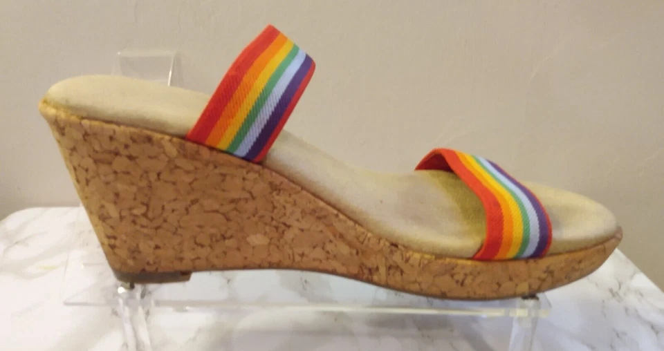 Sandalias de tacón de cuña de corcho arco iris Apostrophe Riley para mujer talla 9 Foto 2 de 4