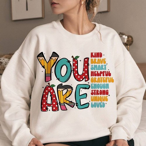 Camiseta You Are Kind Teacher Regreso a la Escuela Diseño Doodle Apreciación Regalo