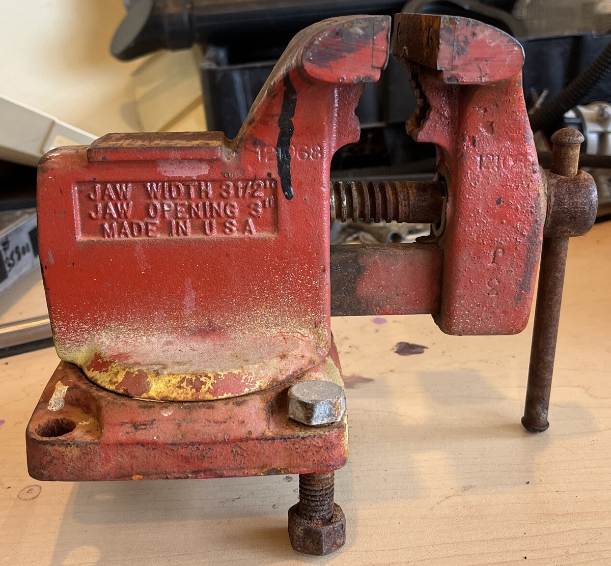 Vintage Wilton 3 1/2 Inch Swivel Bench Vise with Anvil & Pipe Jaws