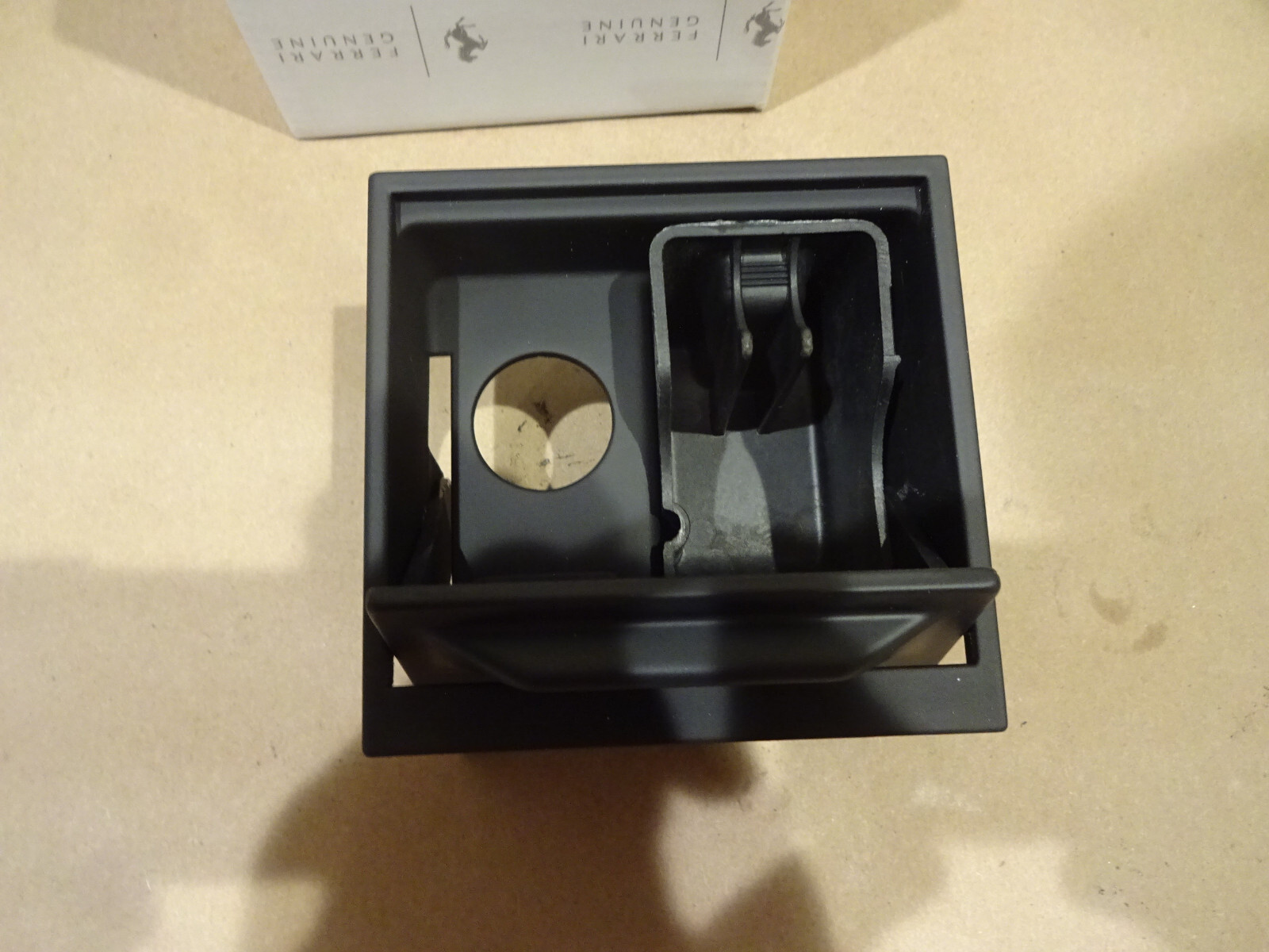 Ferrari 355 2.7-5.2 - Ash Tray  (NEW) - P/N 64234600