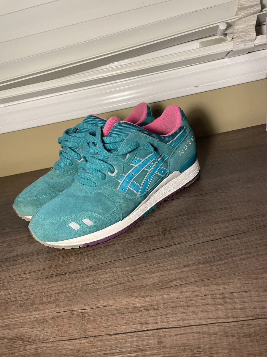 Acics outlet