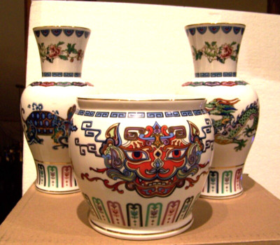 CHINESE PORCELAIN VASES -CELESTIAL DRAGON/ HEAVENLY TORTOISE/ TERRESTRIAL TIGER
