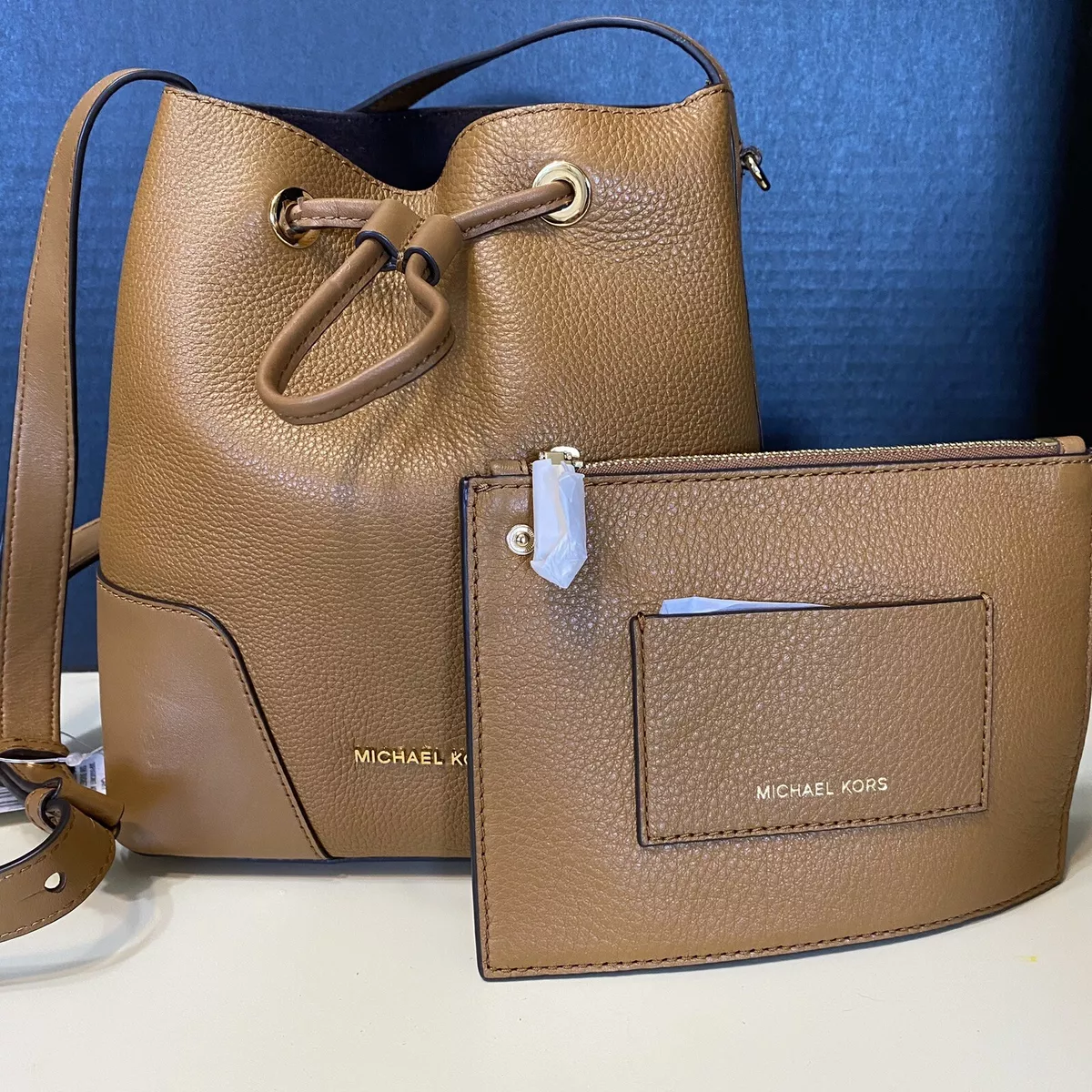 Michael kors cary bag cheap