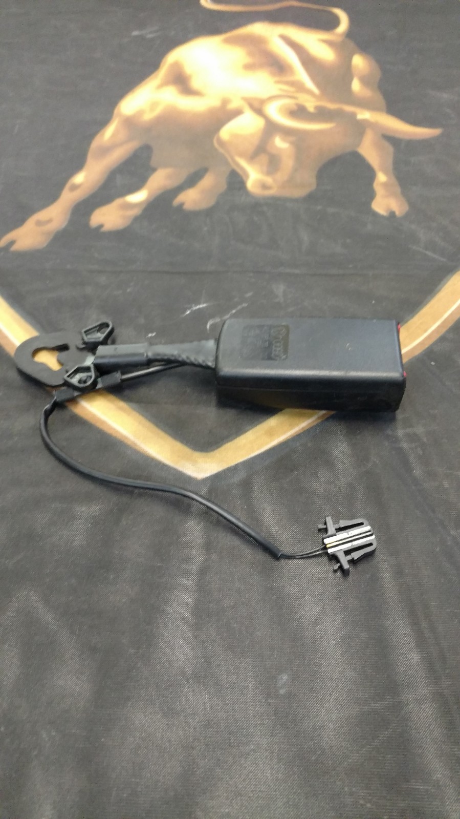 LAMBORGHINI AUDI AVENTADOR DRIVER SEAT BELT BUCKLE OEM 4L0857755K