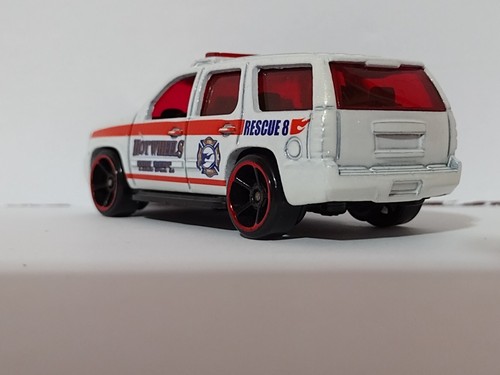 Hot Wheels Rescue 8, This Is Rescue 8 Come In, Cat Injury, Roger That, In Route! - Picture 22 of 22