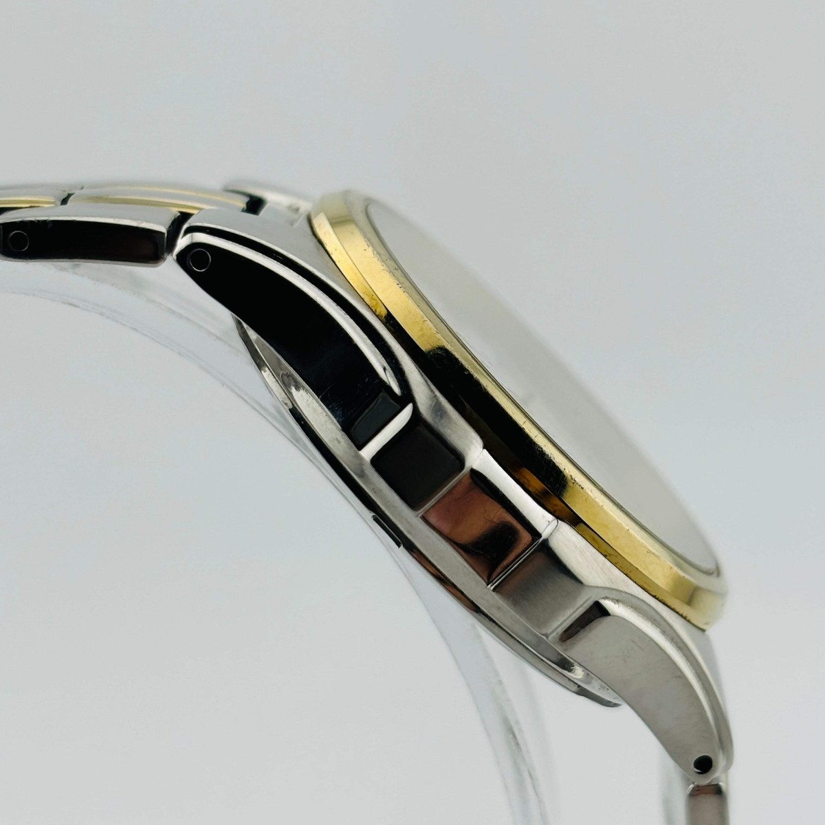 SEIKO V157-0AG0 Solar The belt is broken calendar White Dial Men