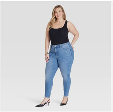 Ava Viv High Rise Skinny Jeans Size 24 NWT Denim Blue