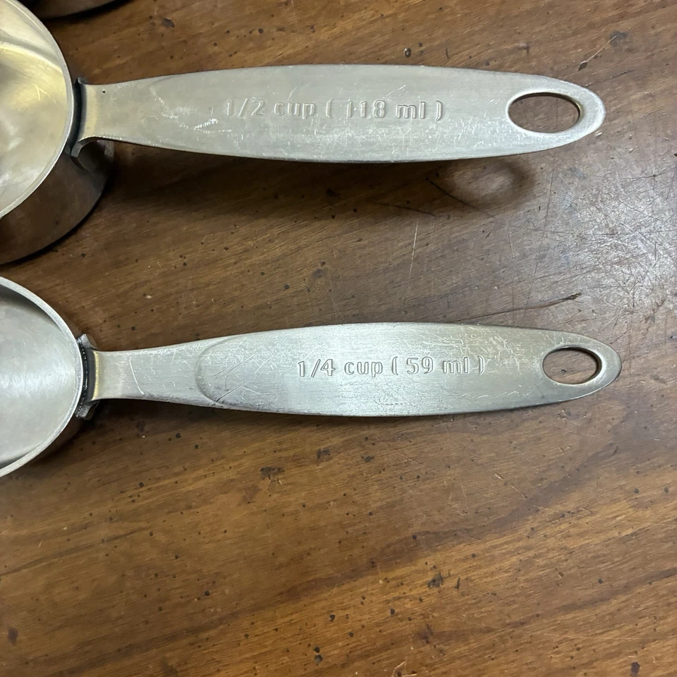 Cuisipro Ovalado 18/10 Acero Inoxidable Resistente Repuesto Taza Medidora 3 P Foto 4 de 4