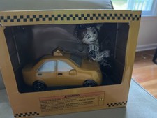 Mrs. Met New York Taxi Cab Bobblehead Citifield Alumni Game 2025 NEW in box