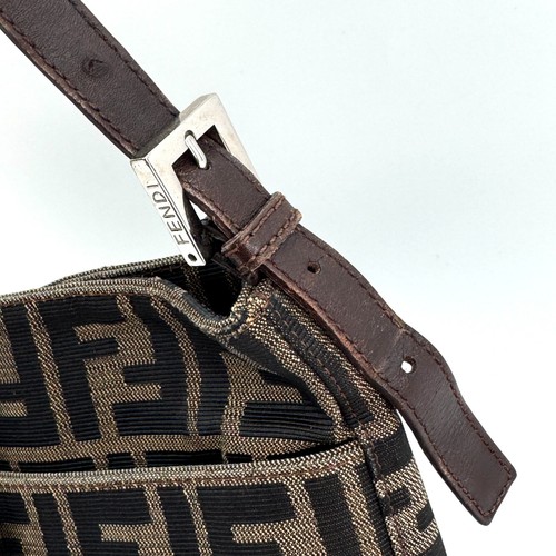 Borsa a tracolla FENDI Mamma Baguette Zucca - Foto 10 di 24