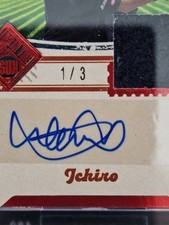 Leaf Ichiro Suzuki Autographed Baseball Sports Trading Cards Leaf Ichiro Suzuki Autographed Baseball Sports Trading Cards