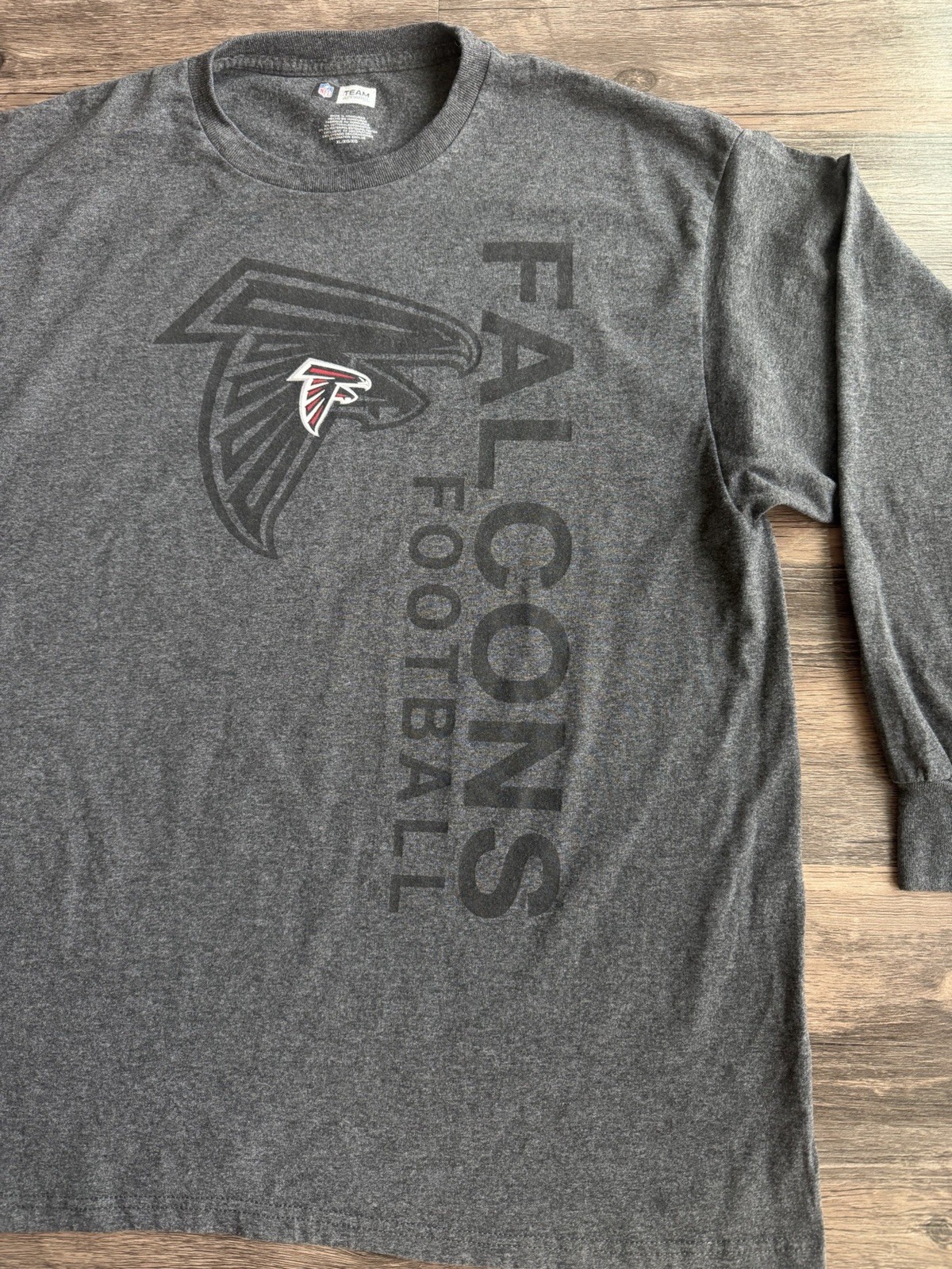 Atlanta Falcons Shirt Men XL Gray NFL Football Long Sleeve Fan Athletic Casual thumbnail 2