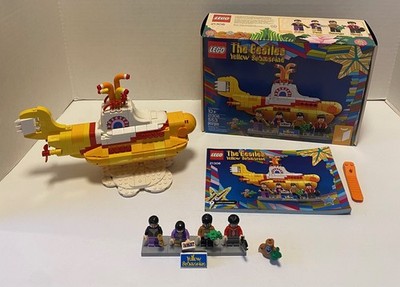 Lego 21306 The Beatles Yellow Submarine Complete with Box and Instructions 2016